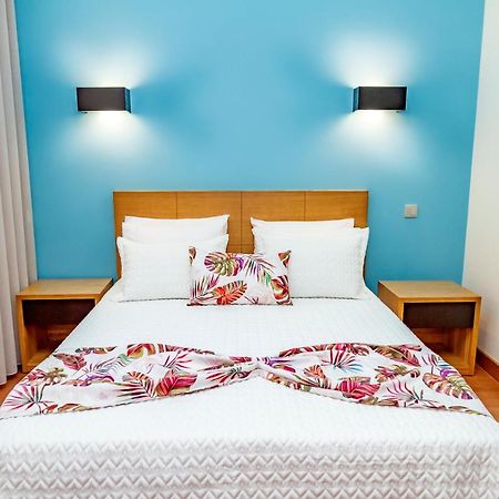 Boutique Mouras Bed & Breakfast Мондим де Басто Екстериор снимка
