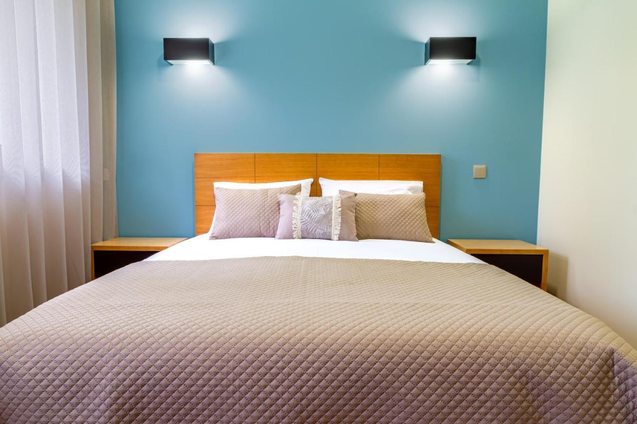 Boutique Mouras Bed & Breakfast Мондим де Басто Екстериор снимка