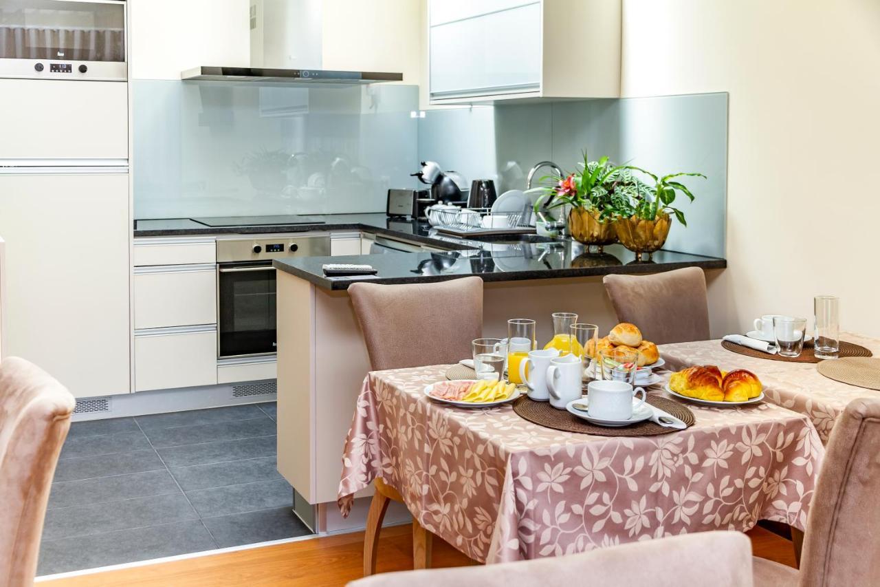 Boutique Mouras Bed & Breakfast Мондим де Басто Екстериор снимка