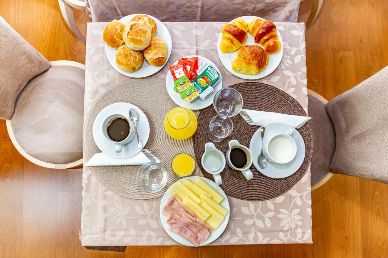 Boutique Mouras Bed & Breakfast Мондим де Басто Екстериор снимка