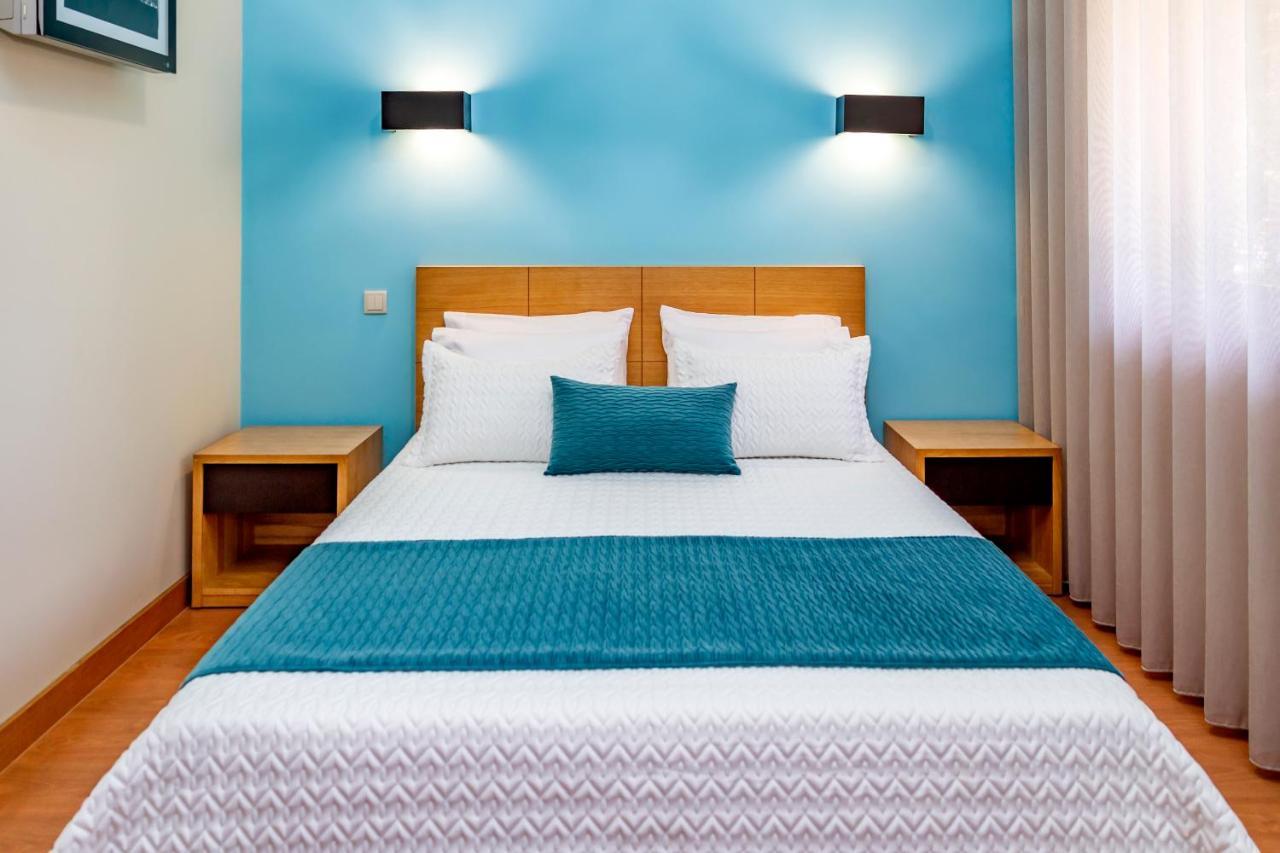 Boutique Mouras Bed & Breakfast Мондим де Басто Екстериор снимка